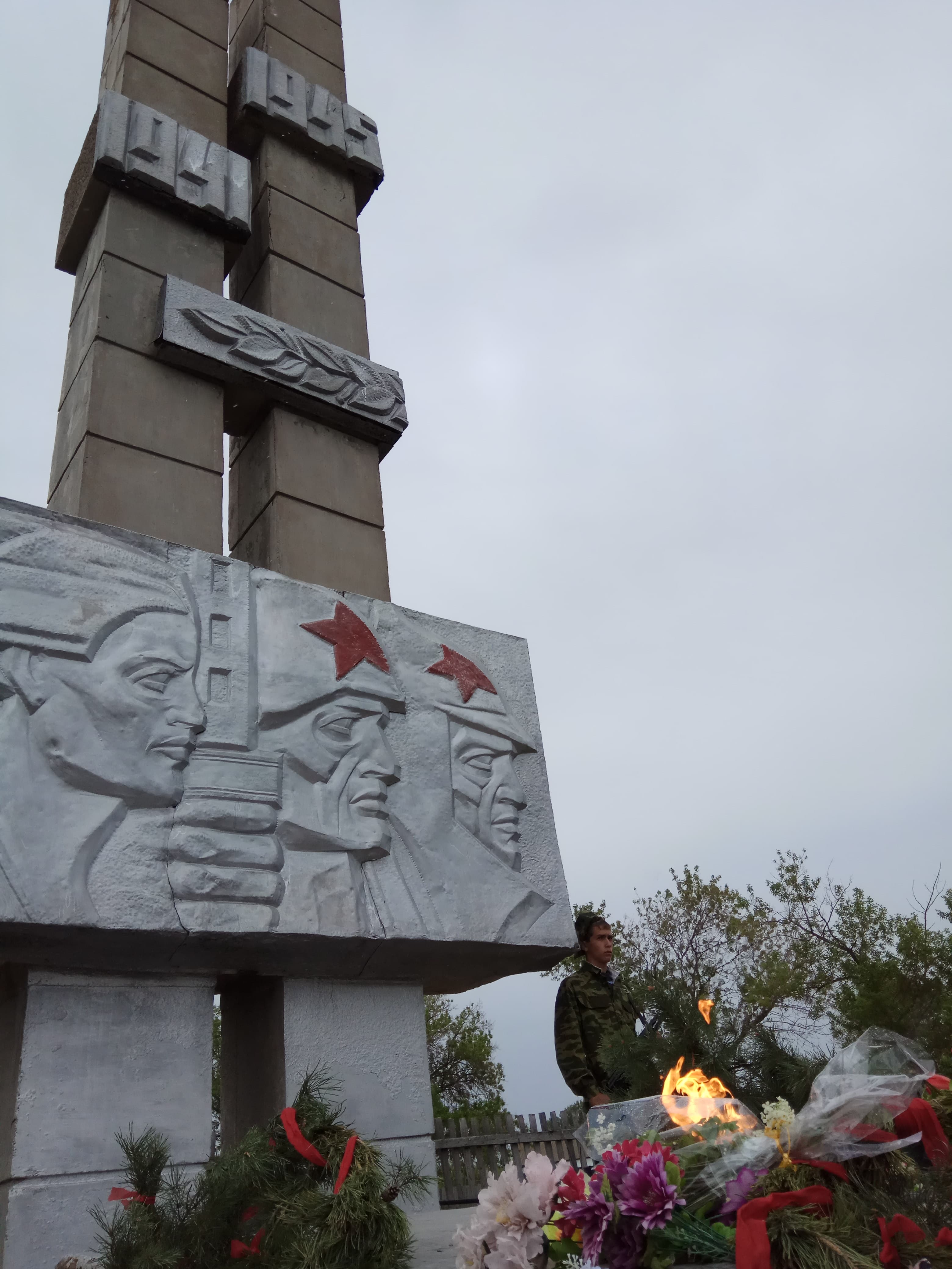Открытие памятника воинам ВОВ